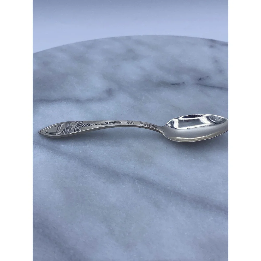 Sterling Silver St Louis MO Souvenir Spoon Gateway Arch .925 .4oz Collector MCM